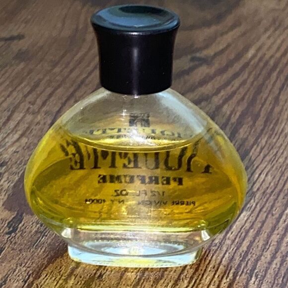 PIQUETTE by Vivion 95% full 1/2 fl oz vintage perfume - Picture 2 of 5